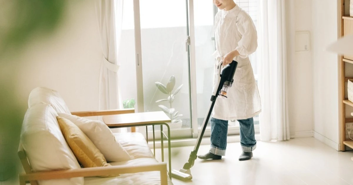 花粉の時期に掃除機は使っていい？花粉を舞わせない正しい掃除方法を解説
