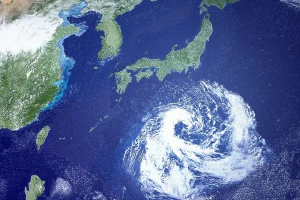 日本列島に接近する台風のイメージ画像