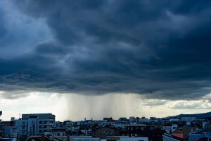 ゲリラ豪雨のイメージ写真