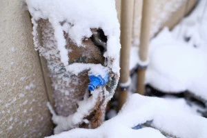 氷点下の蛇口の凍結予防の写真