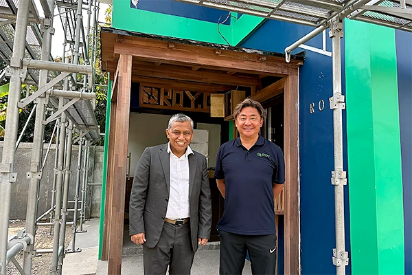 建築研修センターを訪問したPerdi Saefullah氏