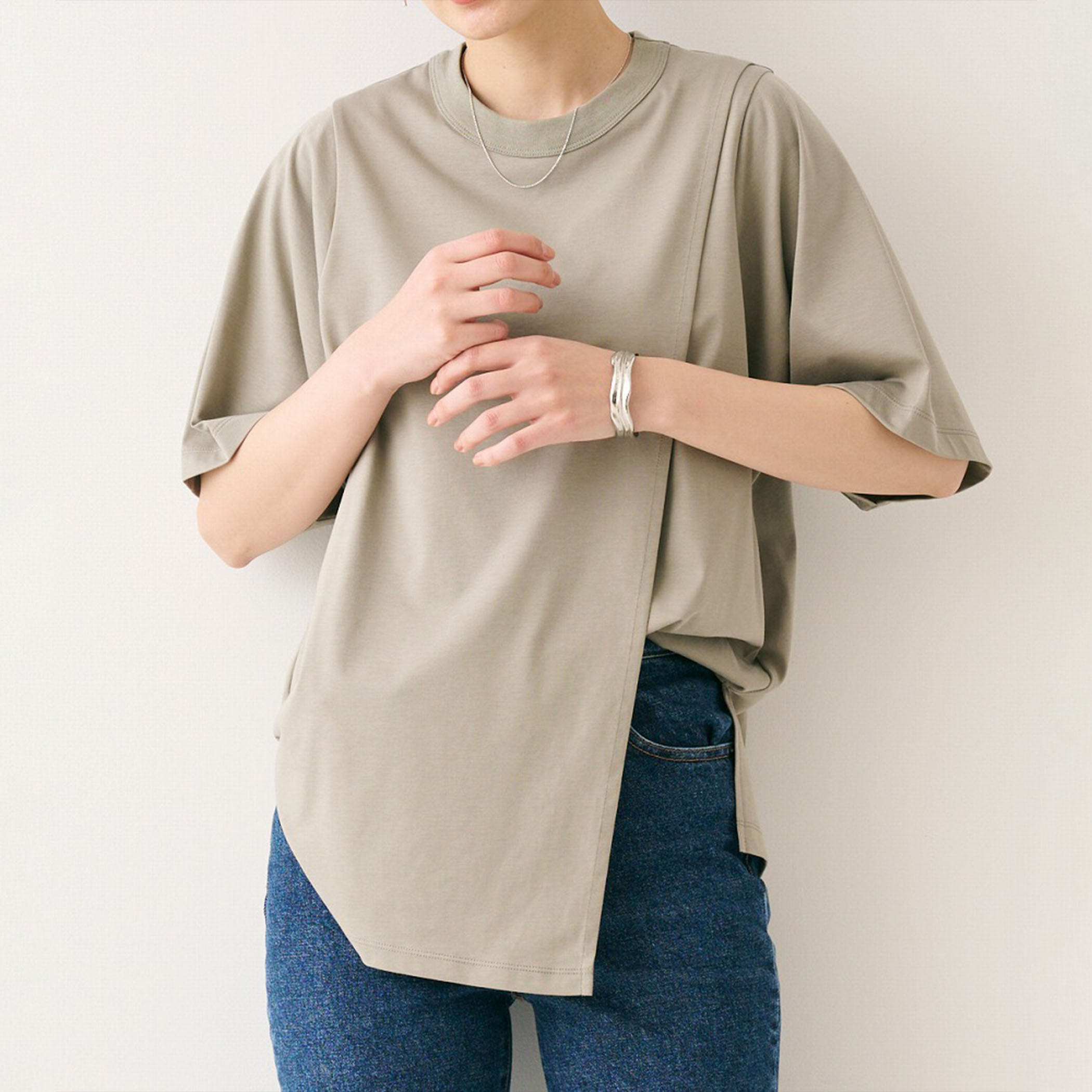 アシンメトリーカットソー