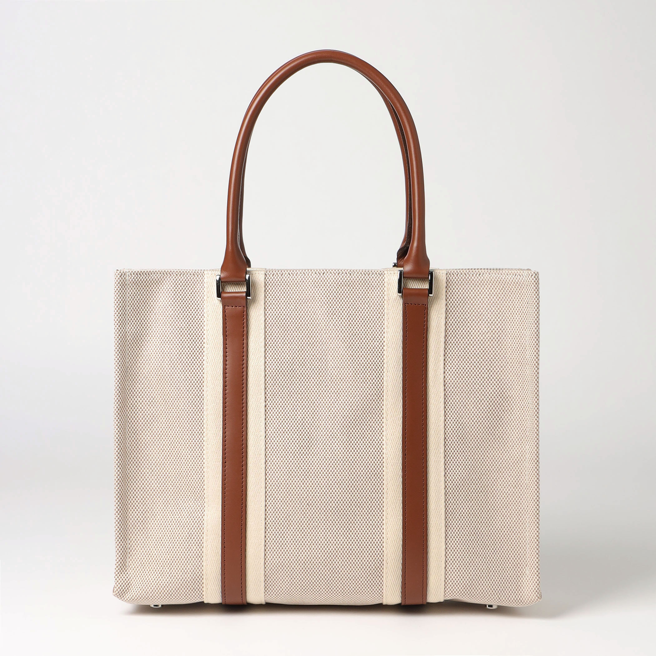 キャンバスコンビバック