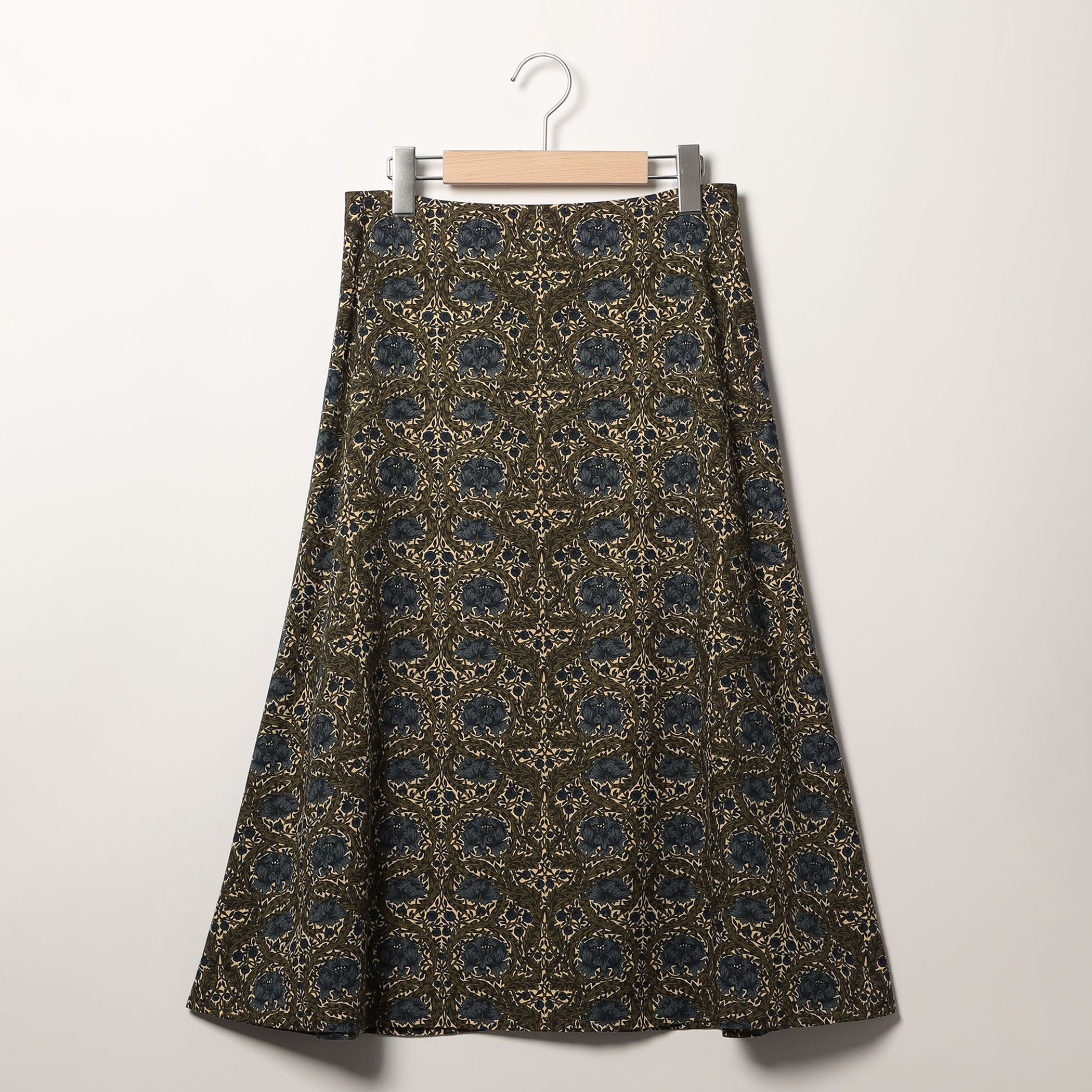 リーフフラワーリバティプリントスカート