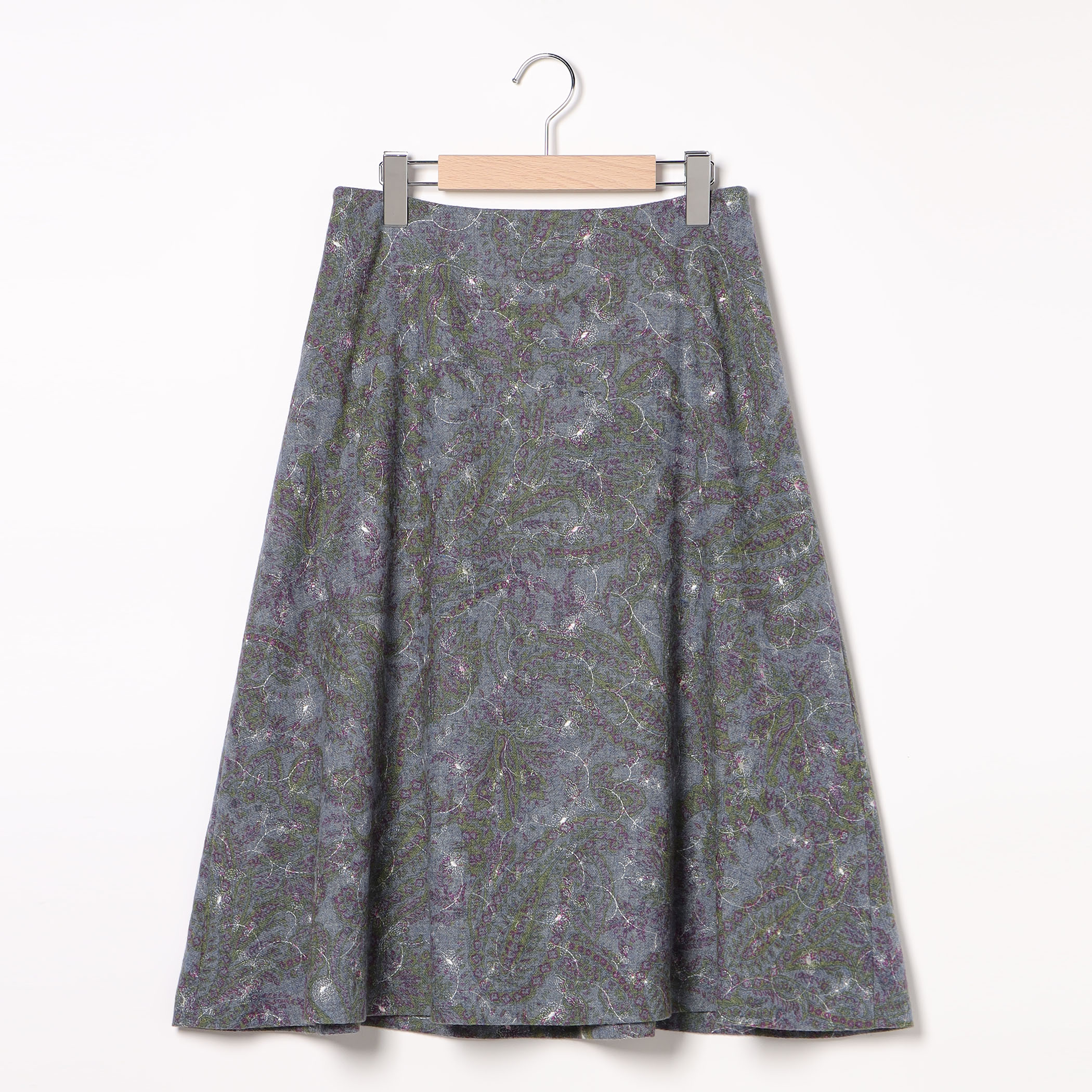 エンブロイダリープリントスカート