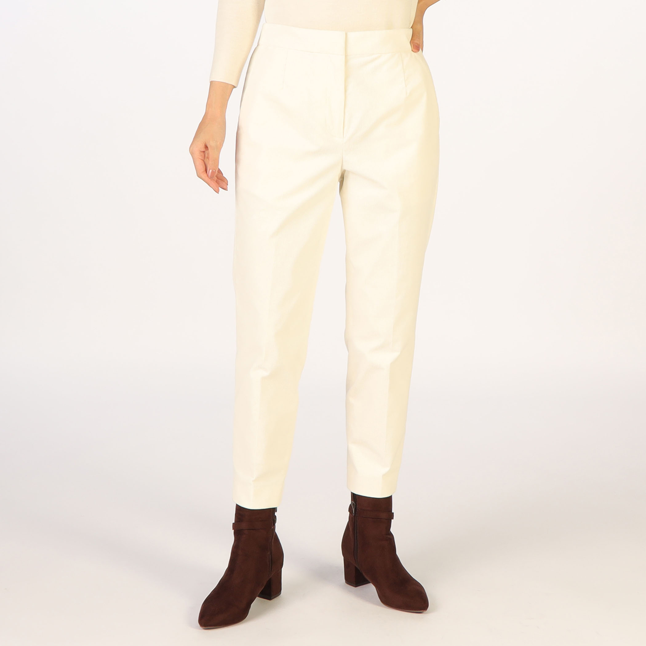 ノートルコーデュロイパンツ