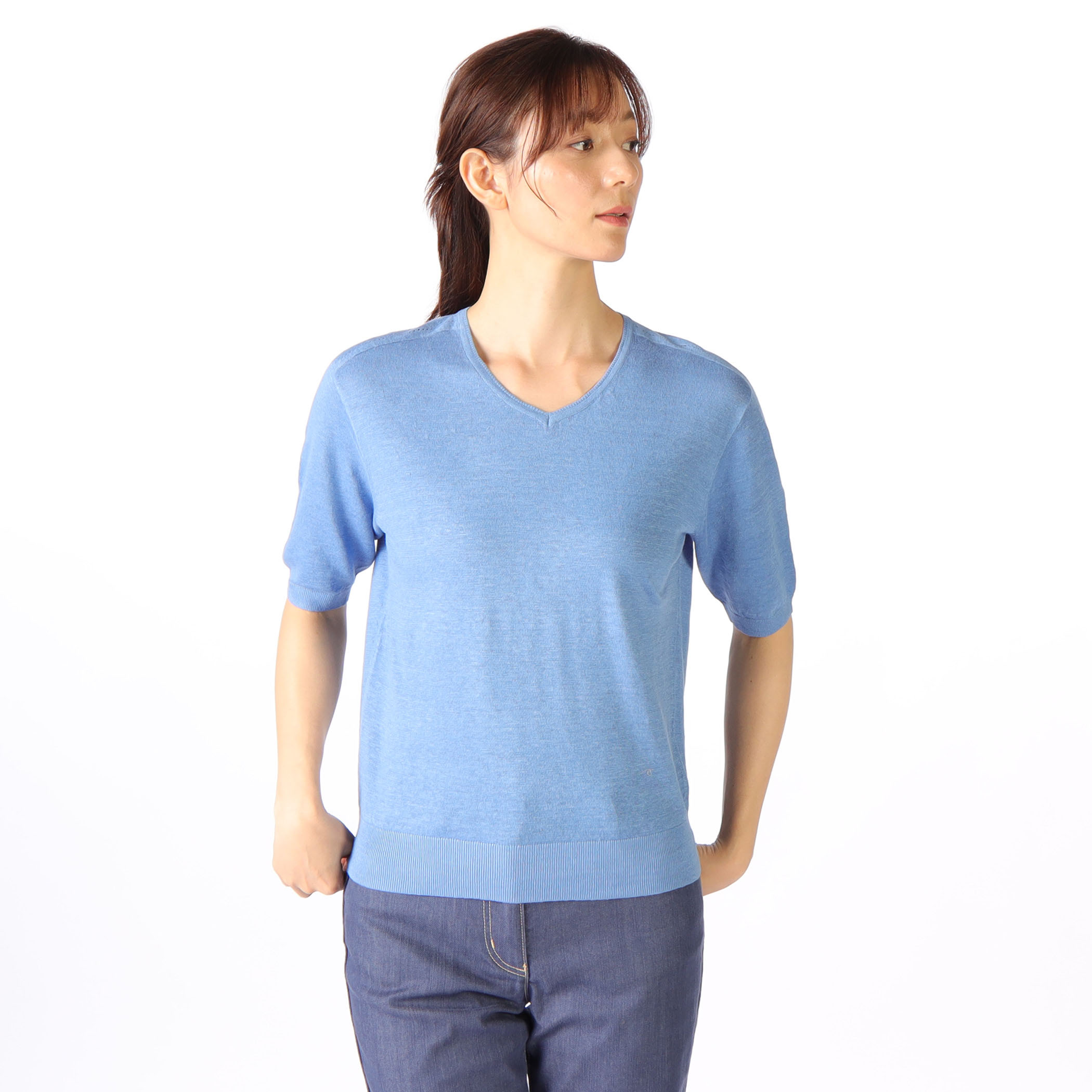 テンダーリネンＶネックニット