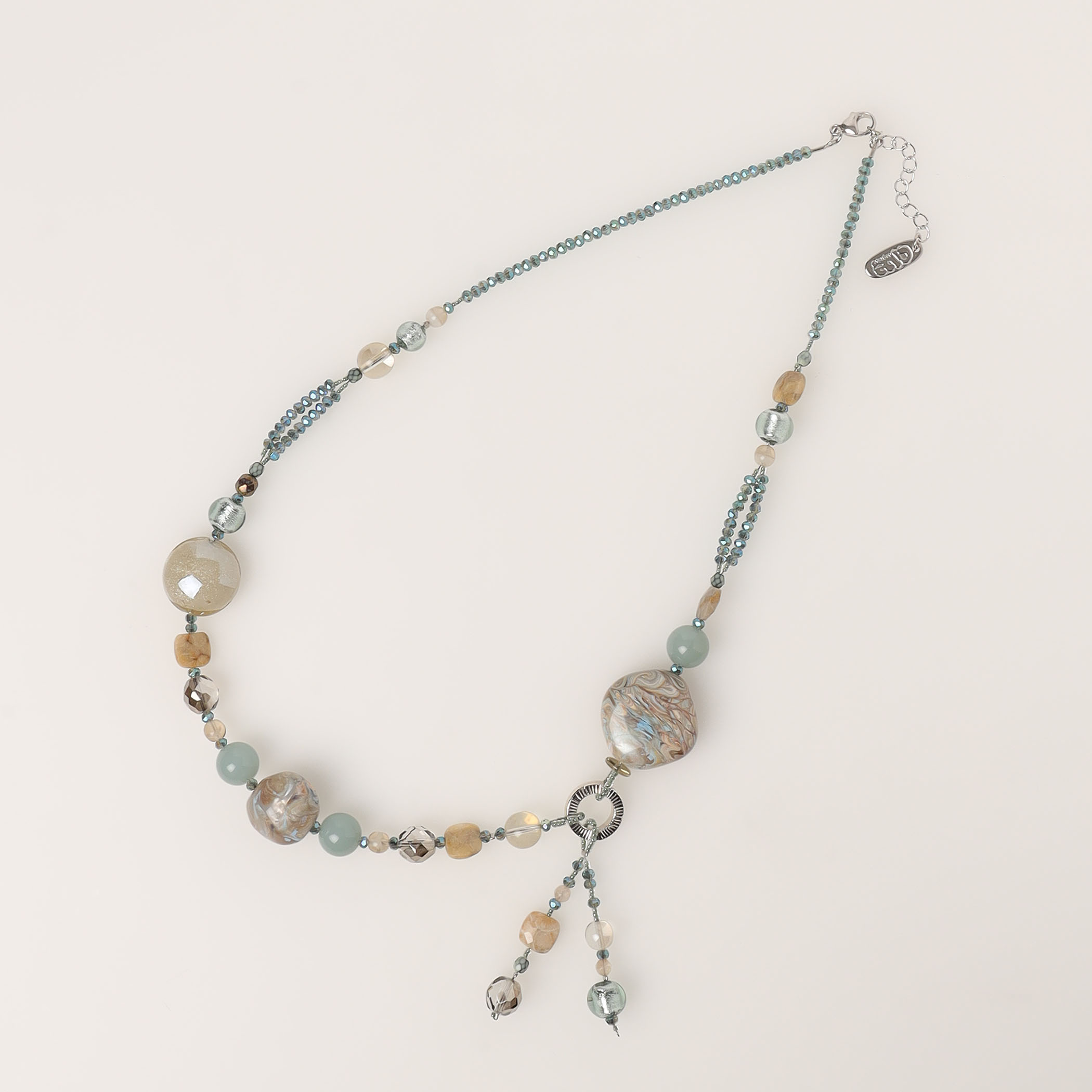 アウ゛ェカウーノネックレス