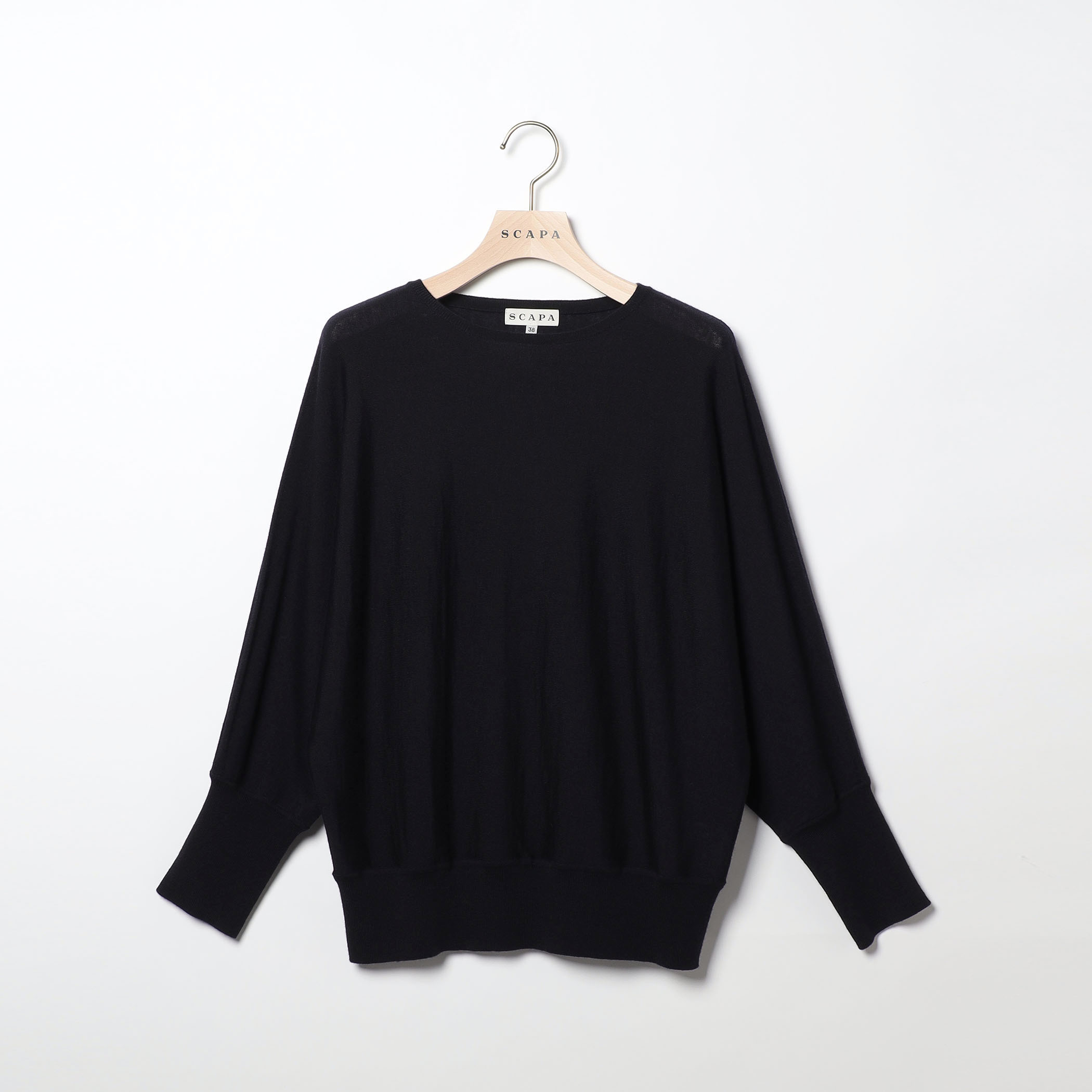 ブラッキーニットプルオーバー