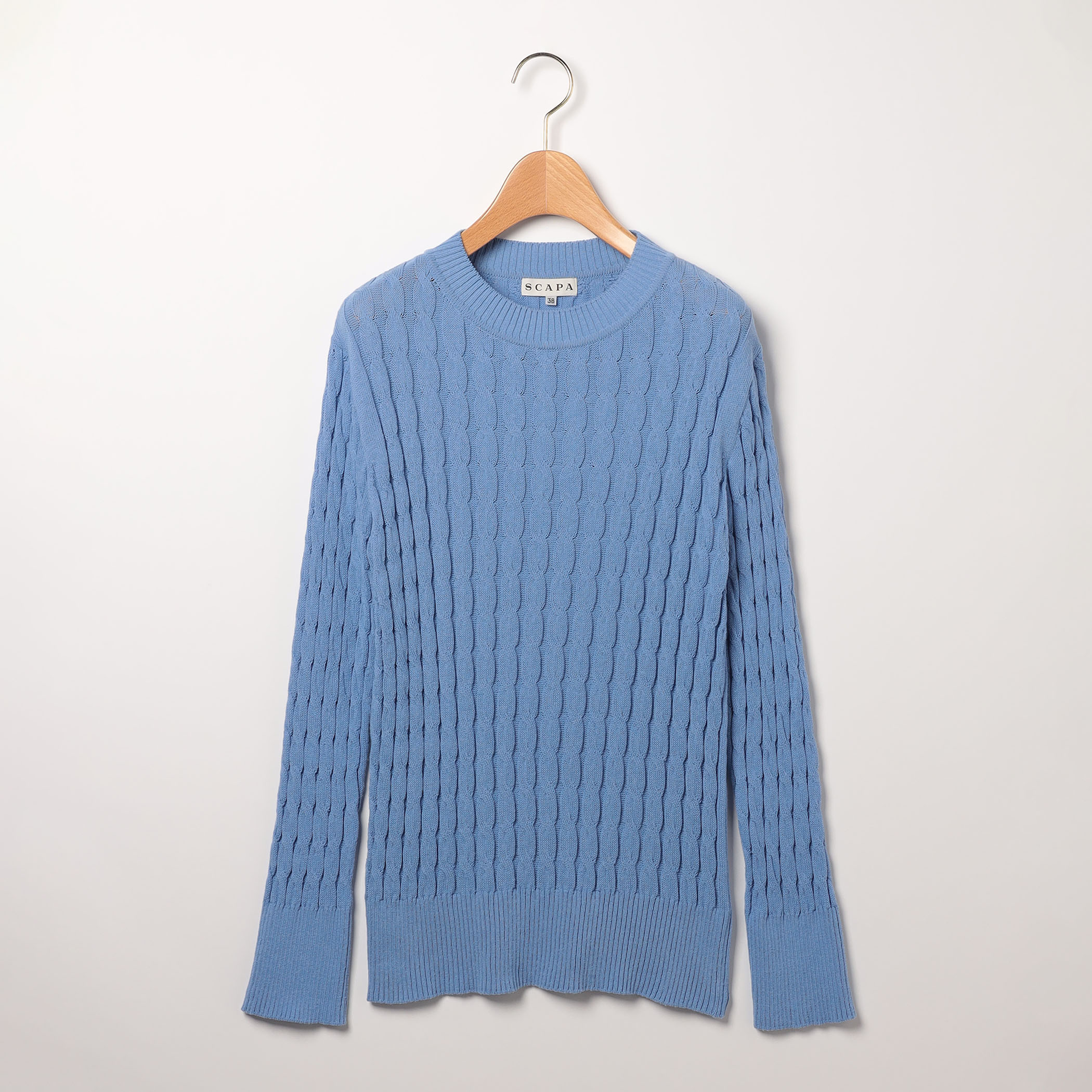 エアリーケーブルニット