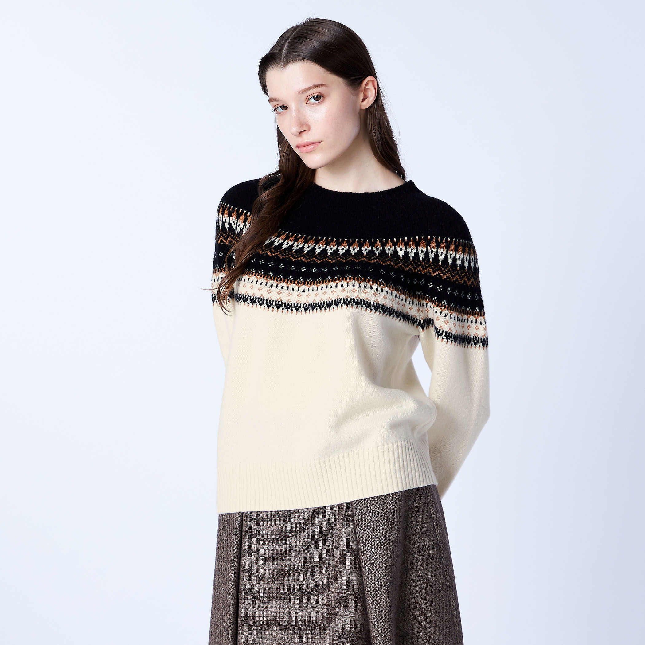 コズミックフェアアイルニット