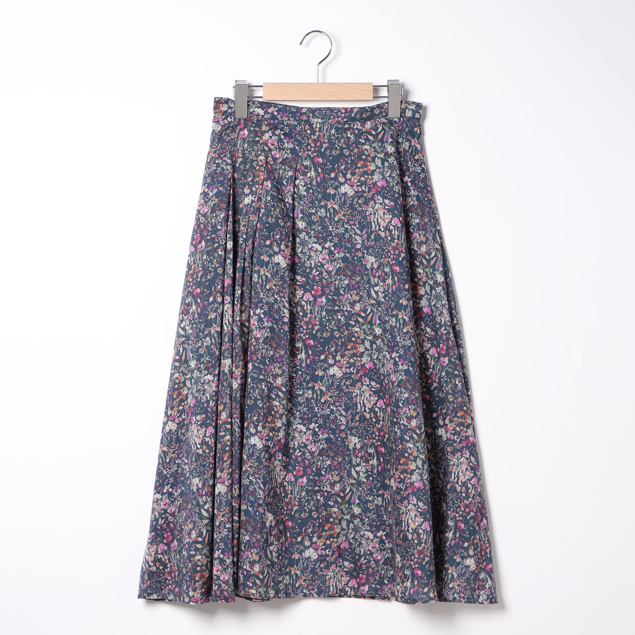 リバティプリントリーフフラワースカート