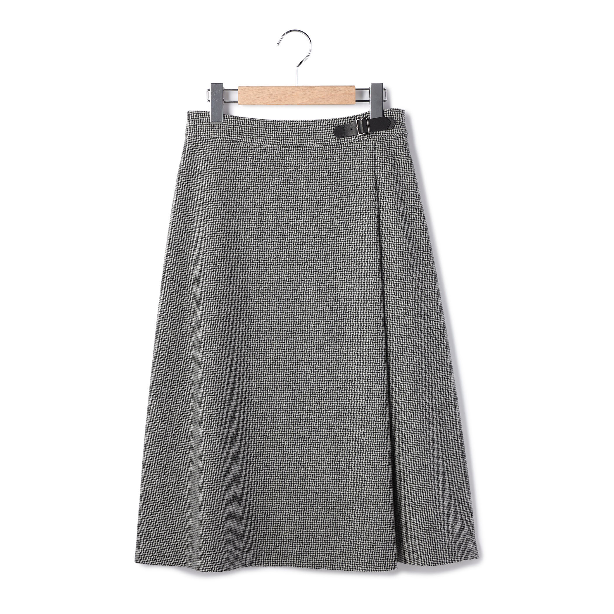 スターチェックスカート