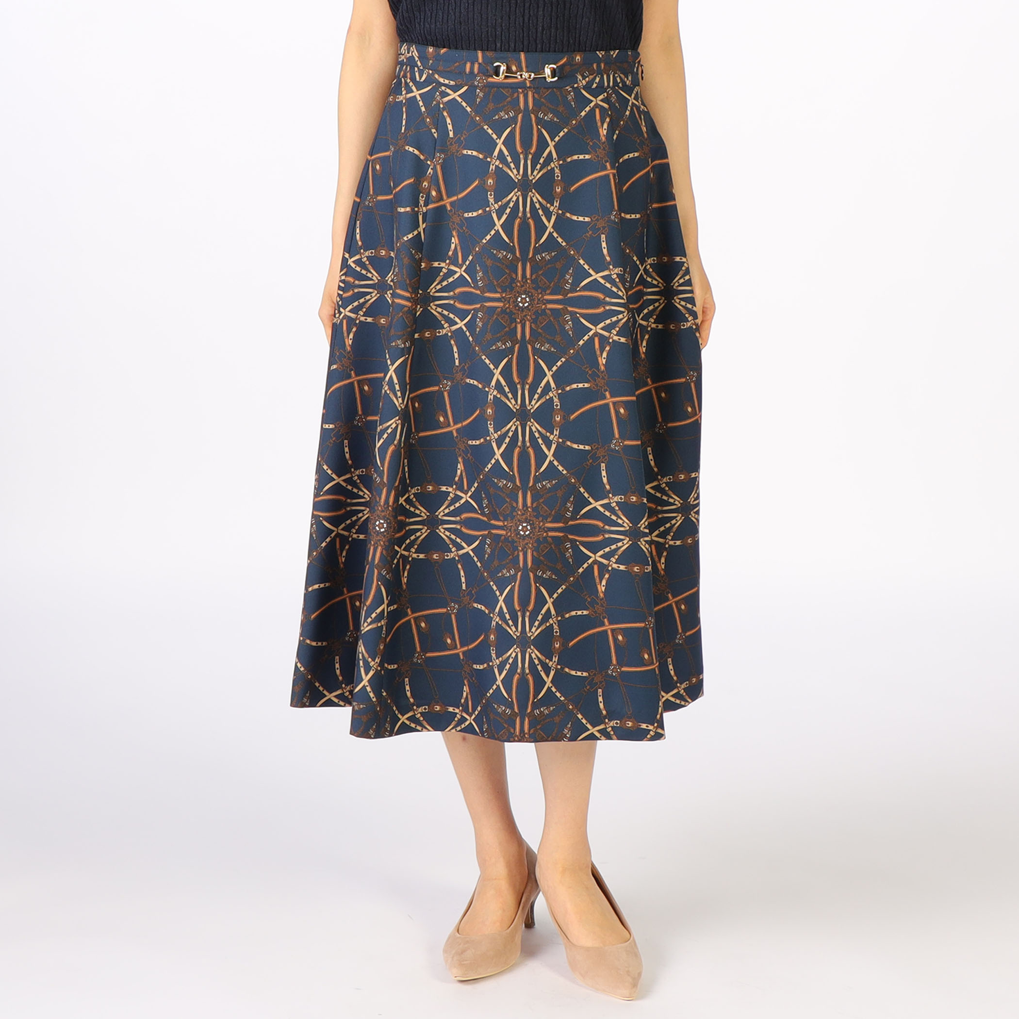 ハーネススカート