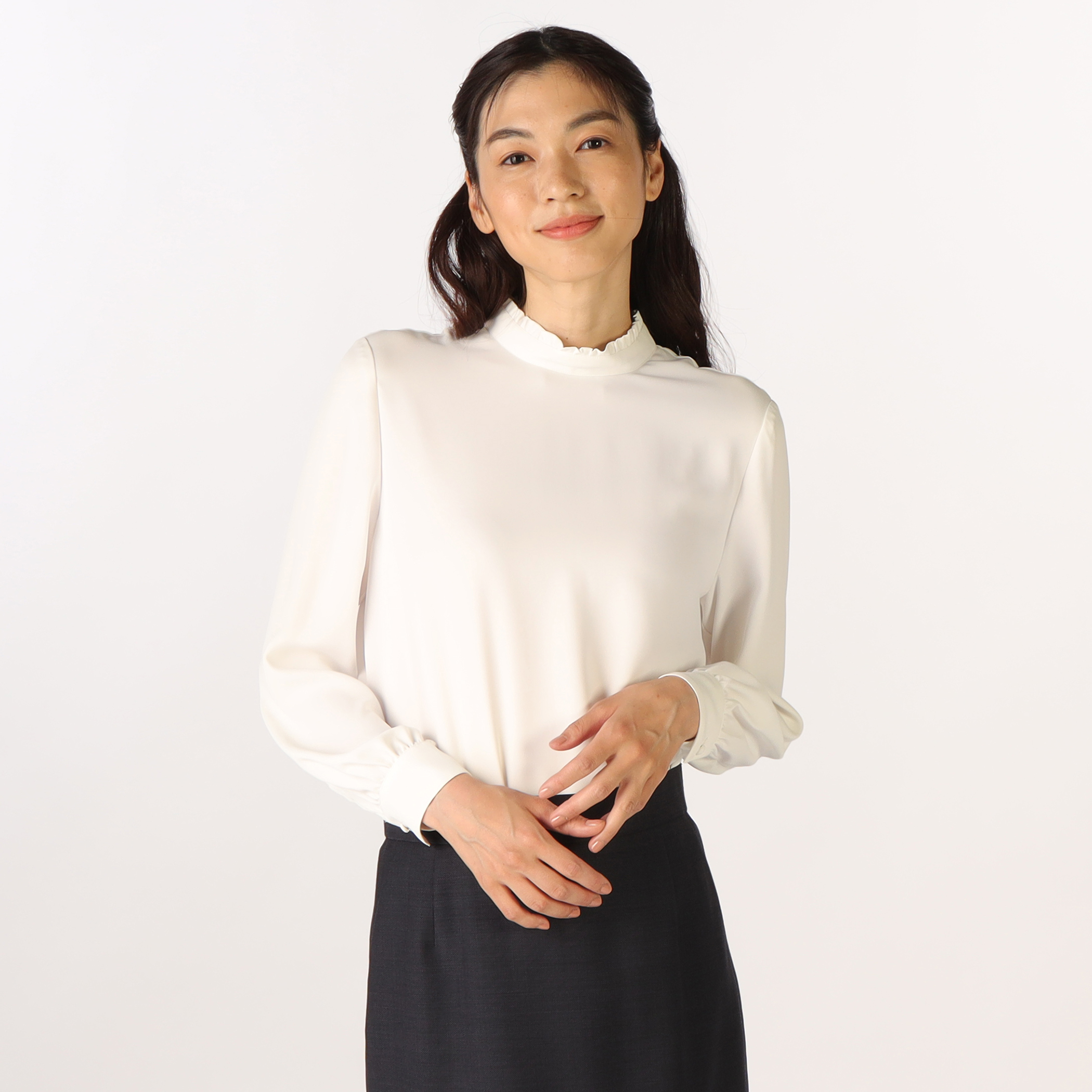 パウダリージョーゼットブラウス