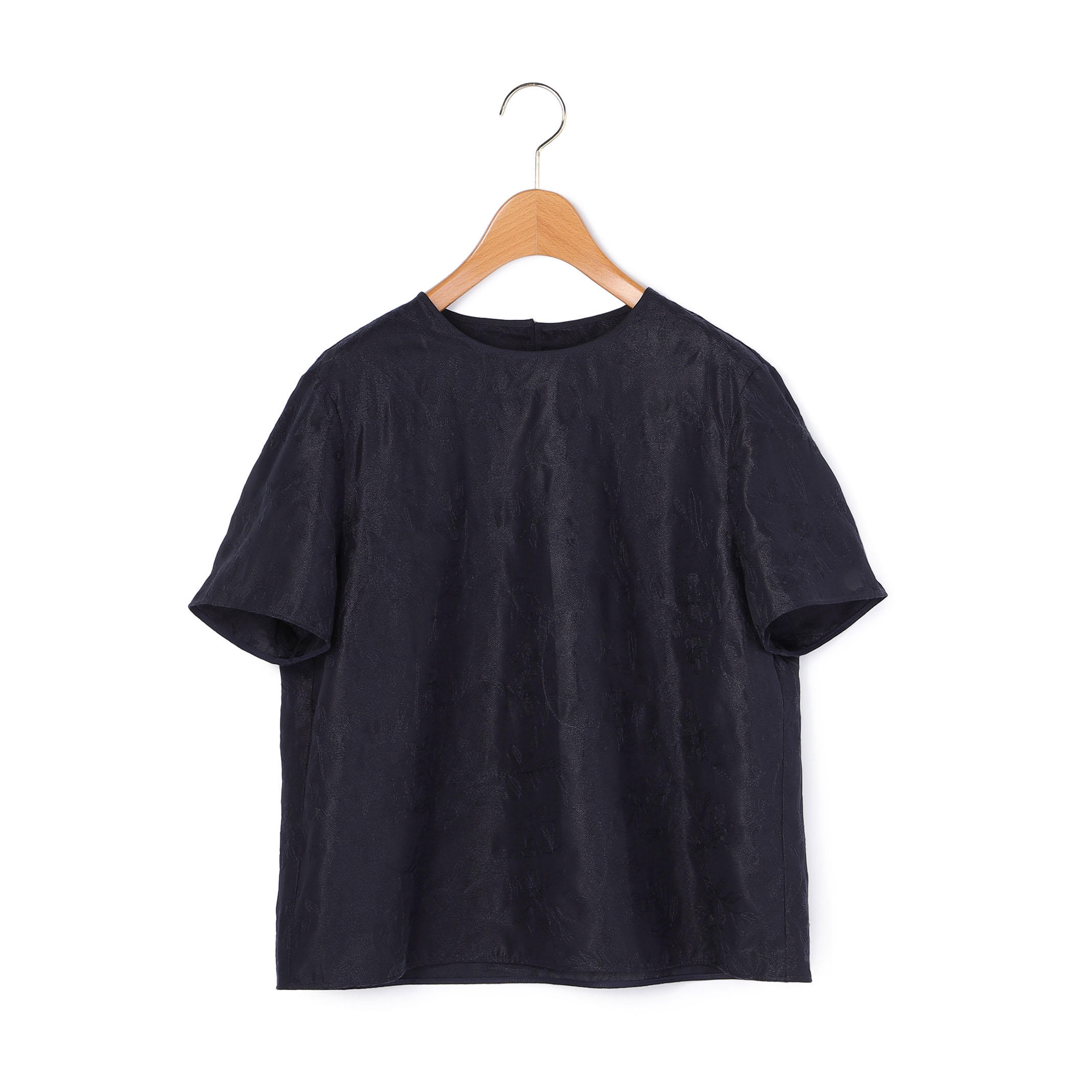 エンブロイダリーブラウス