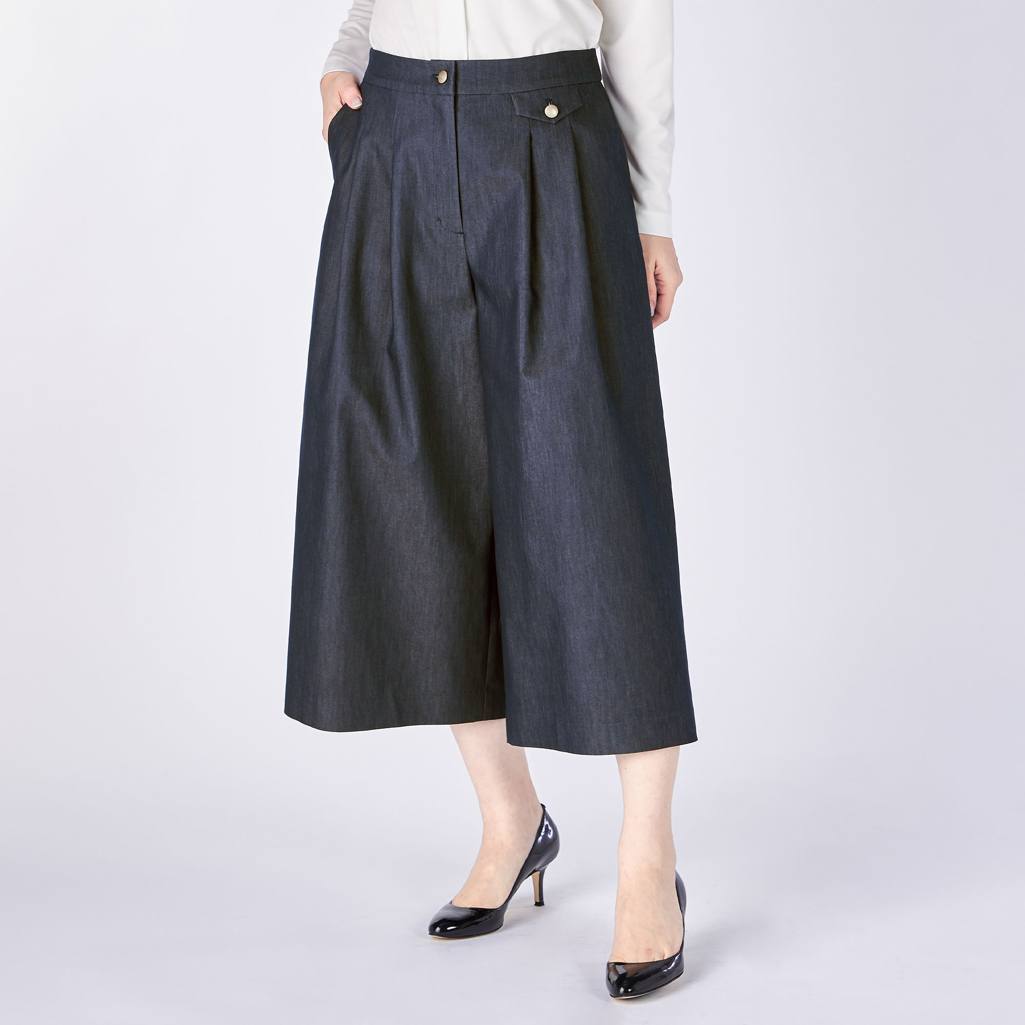 クールデニムパンツ