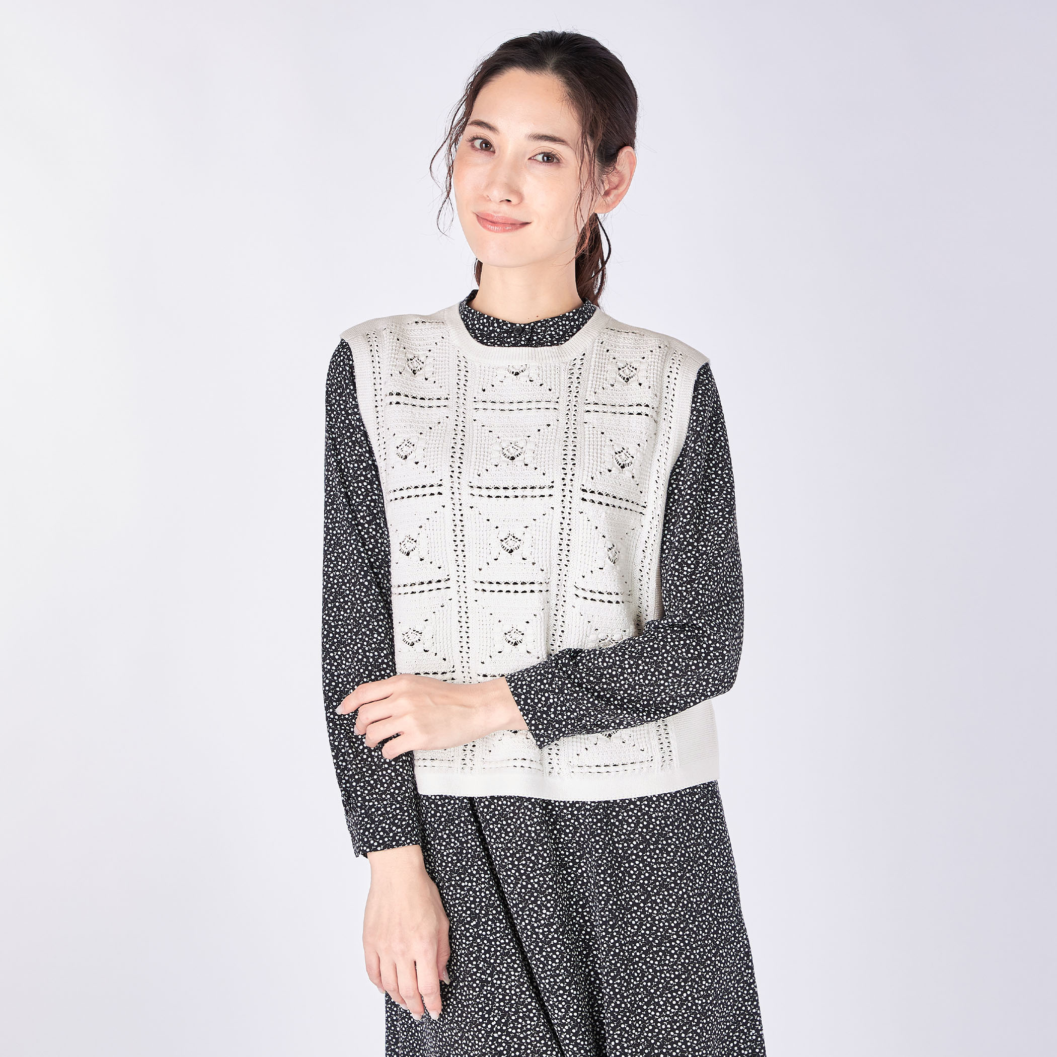 レースニットベスト