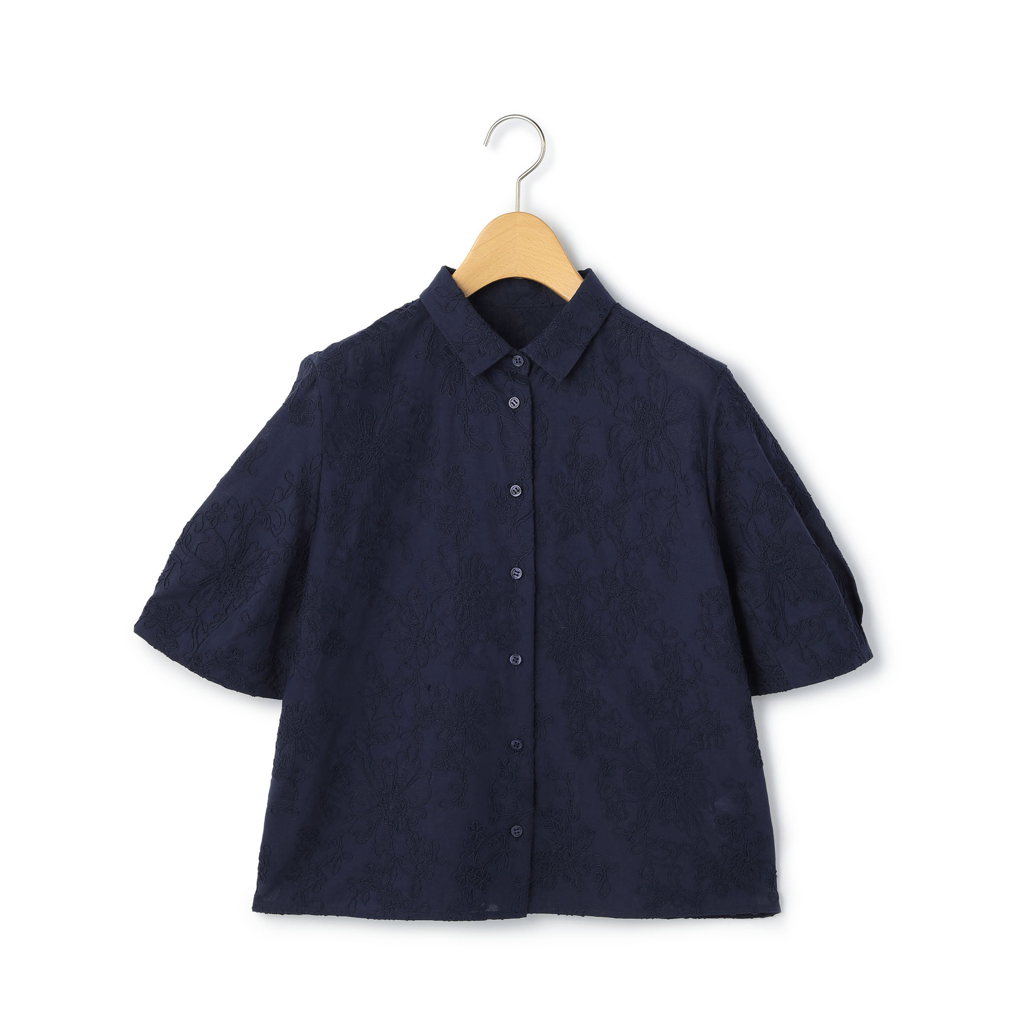 アブストラクトエンブロイダリーブラウス