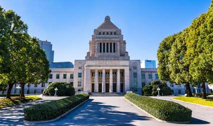 歯科医療への追い風! 口腔と全身の関係性を認め、歯科検診・口腔ケアの充実を推進する方針を国が発表の画像です