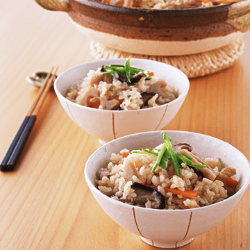 炭水化物はほどほどにして栄養バランスが重要です