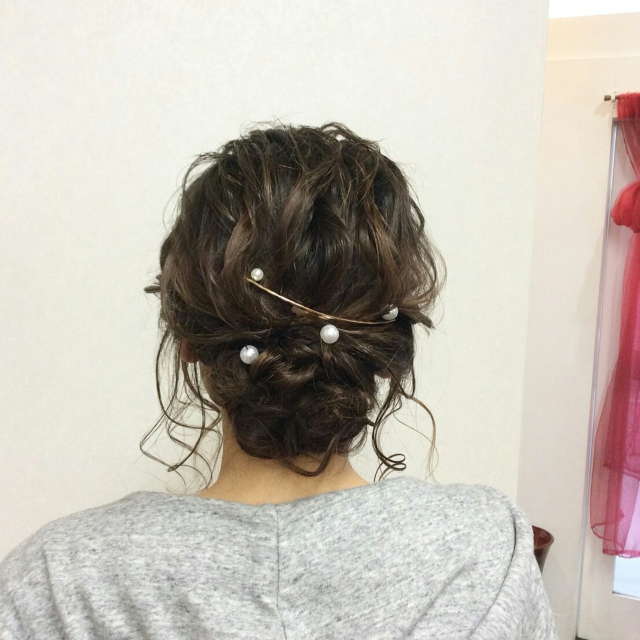 フェミニン ヘアアレンジ ミディアム 結婚式 リンクス美容室