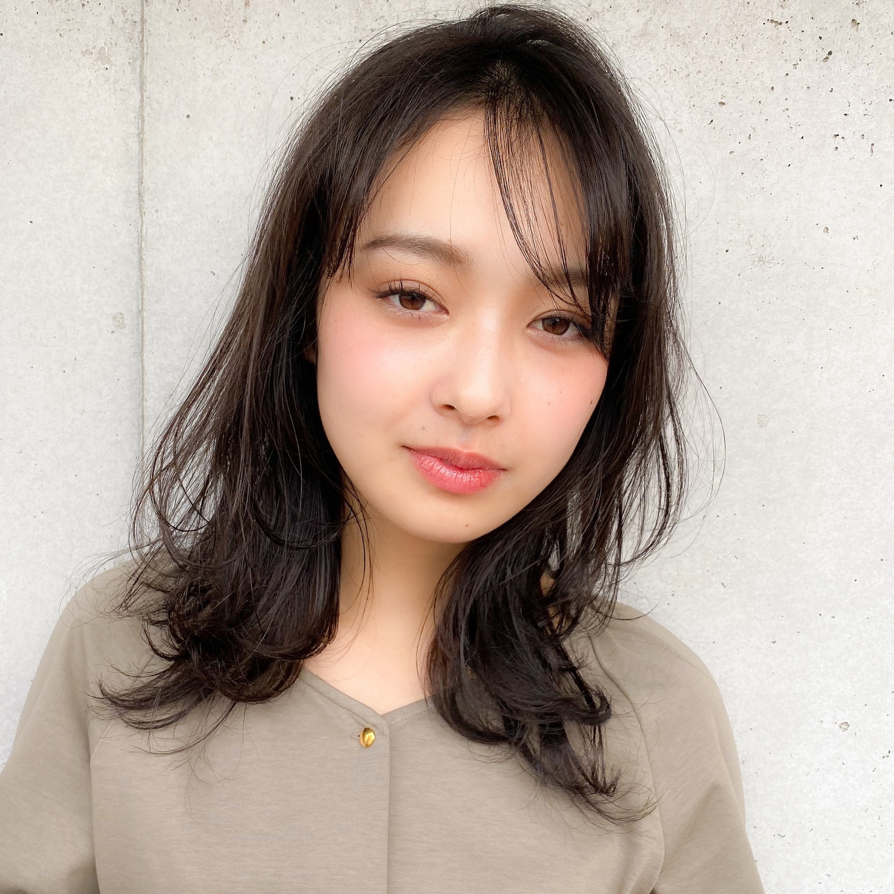 ミディアム 透明感カラー デジタルパーマ 色気 Agnos青山 櫻木裕紀 545176 Hair