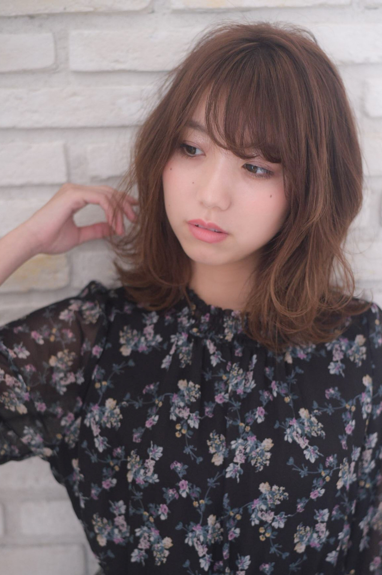 ミディアム ナチュラル 巻き髪 ゆる巻き Thoiry Keiji Hashimoto ミディアム ナチュラル 巻き髪 ゆる巻き Thoiry Keiji Hashimoto