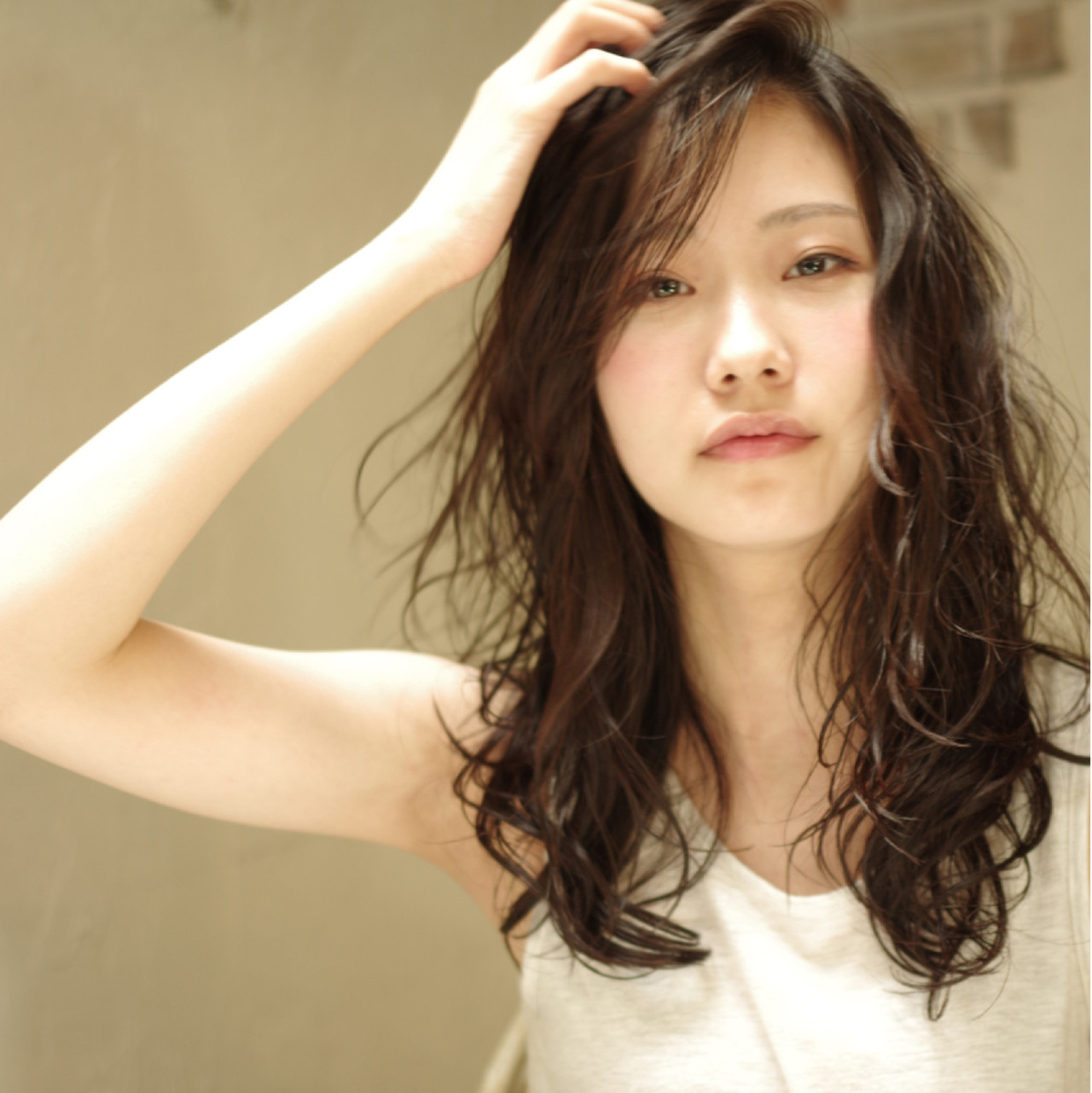 現代の髪型 50 素晴らしいくせ毛 風 パーマ ロング