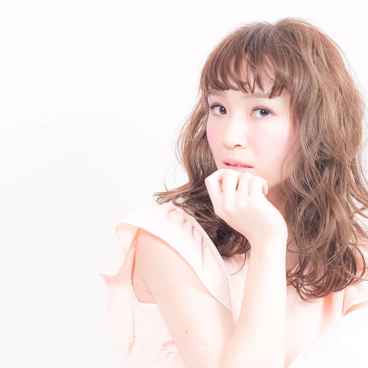 夏 ナチュラル ゆるふわ オン眉iroiro イロイロ Tomonari 86823hair