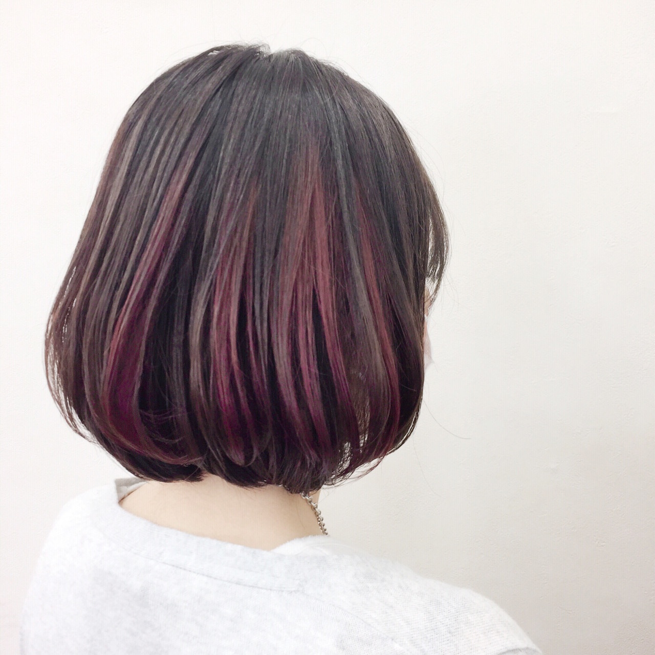 現代の髪型 新着ダーク レッド ヘア カラー