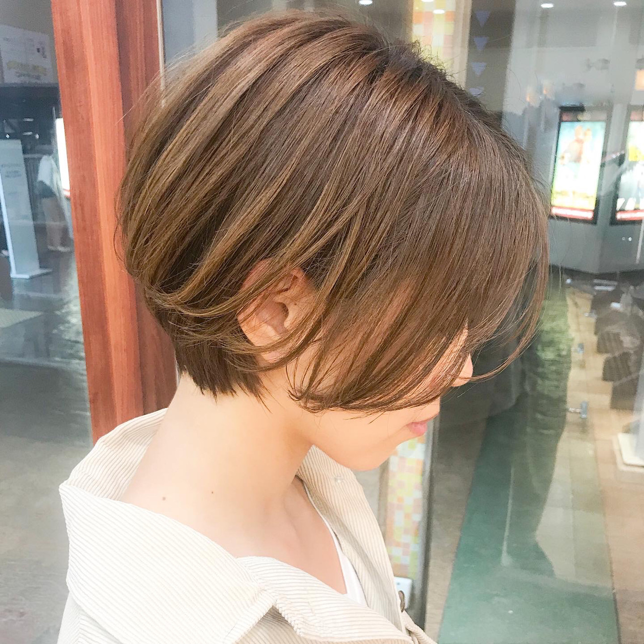 オフィス ショート 横顔美人 ショートボブ Roijir Hiroki Roijir