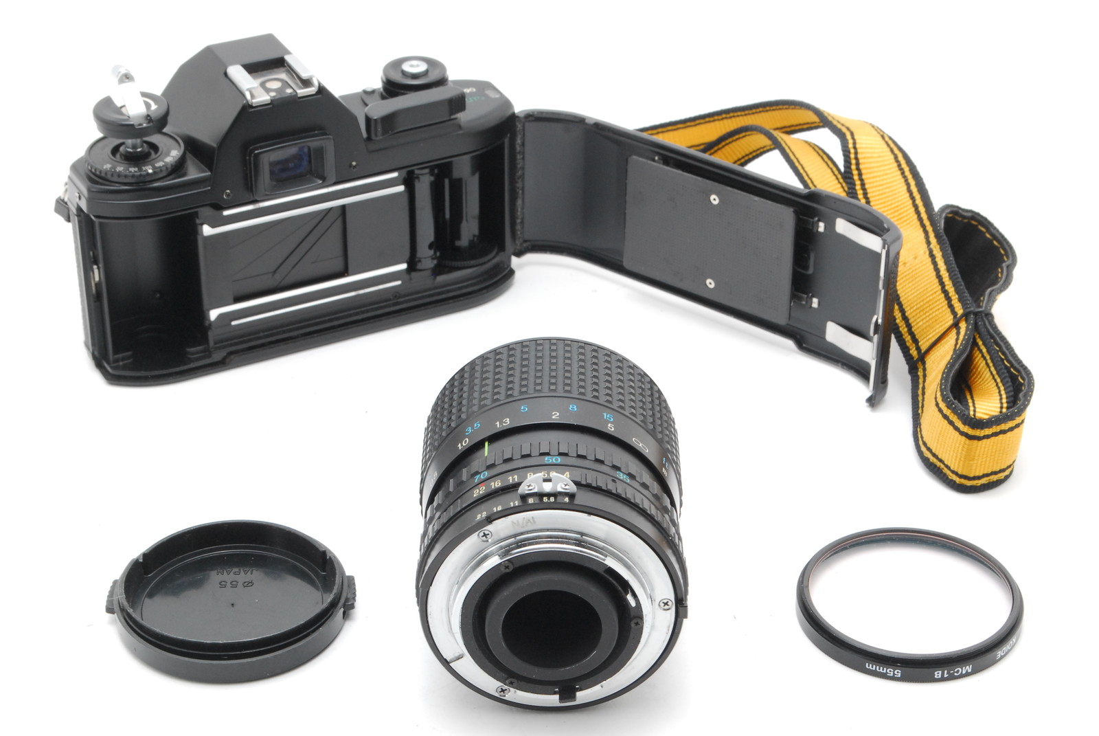 Nikon EM, 55mm f3.5, 43-86mm, TC-201セット EXC] Nikon EM SLR Camera Black w/Tokina 55-70mm F4 Zoom Lens