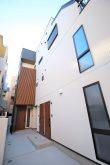 旗竿地を活用!広々とした空間も必見の木造3階建て賃貸併用住宅 完成見学会|賜典