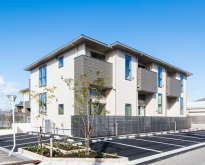 高天井と蔵収納が実現するワンランク広い部屋で暮らす感覚。「蔵」のある賃貸住宅 モデルルーム見学会｜ミサワホーム