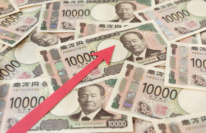 為替や株、トランプ政権による不動産投資への影響は？投資家への意識調査からひも解く2
