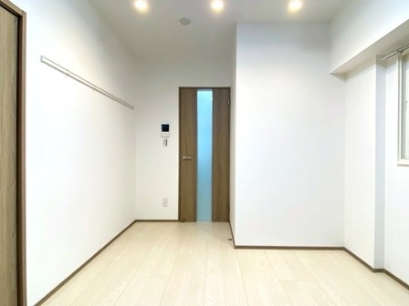 西荻窪駅からすぐの約110坪の敷地に建築中。断熱工法や二重サッシなど見逃せないポイントが満載！店舗併用賃貸マンション 構造見学会｜朝日建設0