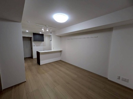 【新井薬師前駅から徒歩4分】人気のワークスペース付き住戸や玄関収納付きの住戸など見どころ満載!3階建て賃貸マンション 完成見学会|朝日建設0