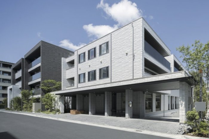 【阪急箕面線 ・牧落駅から徒歩1分】入居者ニーズを満たす充実の設備・仕様は必見。約412坪の土地を有効活用した重量鉄骨造3階建て高級賃貸マンション 完成実例見学会｜積水ハウス0