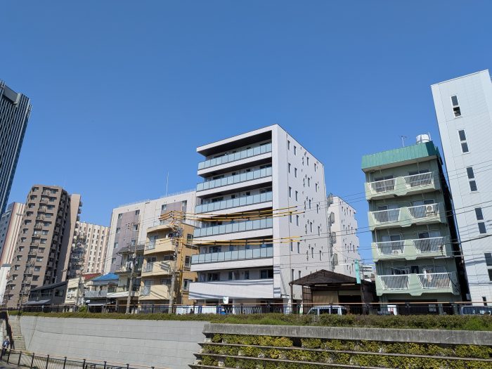 【押上駅から徒歩3分に竣工】約85坪の敷地をフル活用！好立地を活かした次世代の土地活用モデルはぜひ体感を。アパートメントホテル「ビューノステイ」 完成現場見学会｜パナソニック ホームズ0