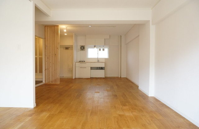 TOMOS ココロの余裕の内観