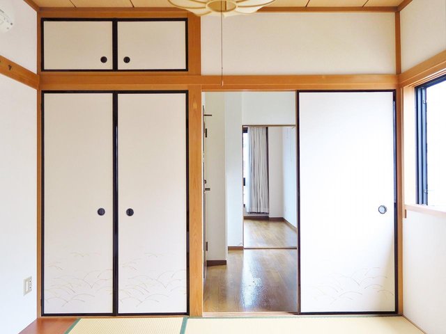 ルル様のお部屋 豪華なクローゼットルーム / ジグソーパズルやのまん通信販売