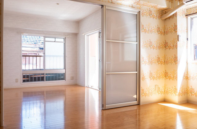 土曜17時は、お家で過ごす。の内観