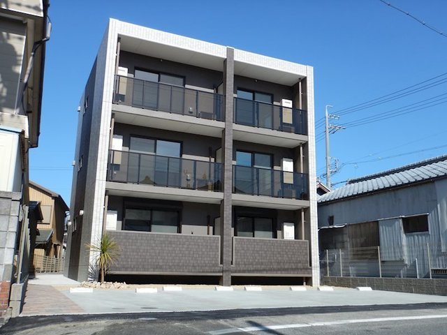 ヴィラアルシニア3号室 三重県四日市市 四日市 1ldk 名古屋のリノベーション デザイナーズ賃貸ならグッドルーム Goodroom ヴィラアルシニア3号室 三重県四日市市 四日市 1ldk 名古屋のリノベーション デザイナーズ賃貸ならグッドルーム Goodroom