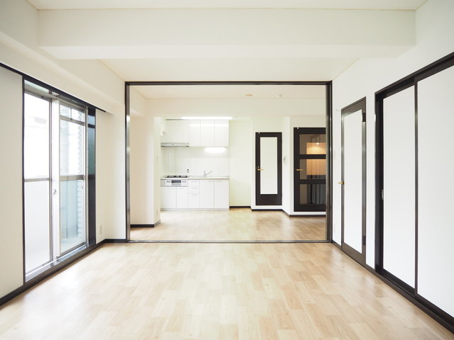 TOMロイヤルシャトー（H）-/大阪府大阪市淀川区/十三/1SLDK | 大阪