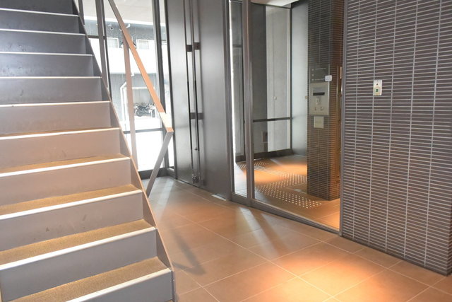 その他 one room 10月1日（土） 栗平駅改札横にて「ODAKYU RENTAL