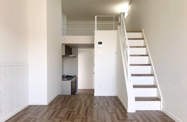 空と緑のマリアージュの内観