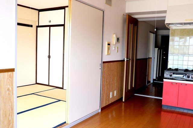 サティの部屋⑥ セシーズイシイ6-/神奈川県川崎市中原区/武蔵新城/2DK | 東京