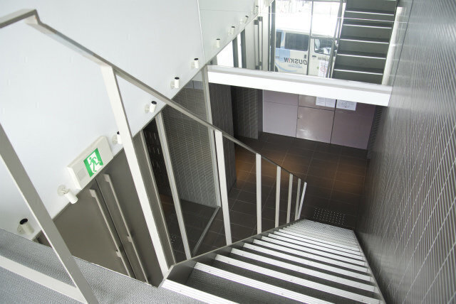 その他 one room 10月1日（土） 栗平駅改札横にて「ODAKYU RENTAL