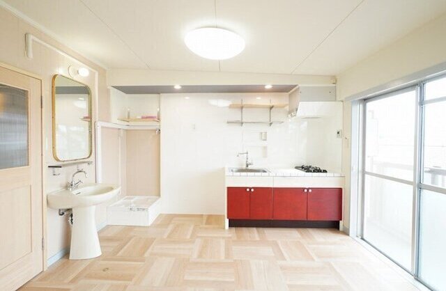 白い家のお部屋